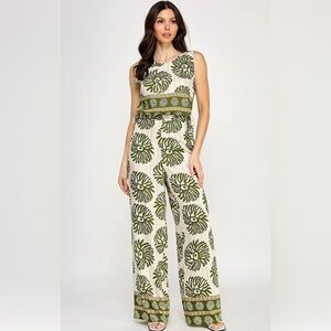 Elegant Green and White two pieces set